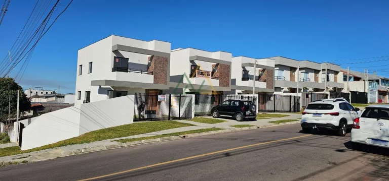 Imagem Sobrado à venda no Bairro Alto Curitiba PR