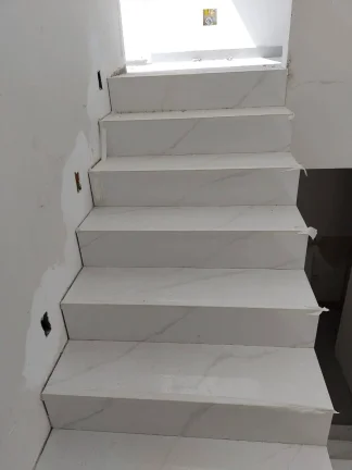 Imagem Sobrado Novo Alto Padrão 3 Dormitórios e 3 Suítes Estuda Permuta
