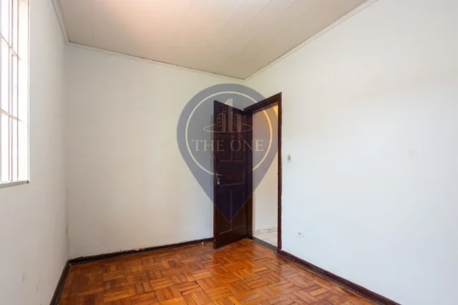 Imagem Casa à venda em São Paulo-SP, Vila Dom Pedro I, 4 quartos, 1 suíte, 2 salas, 1 banheiro, 126m² de área.