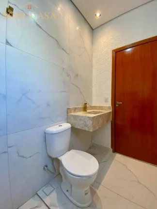 Imagem Casa à Venda - 3 suites - Cond Residencial Jardim