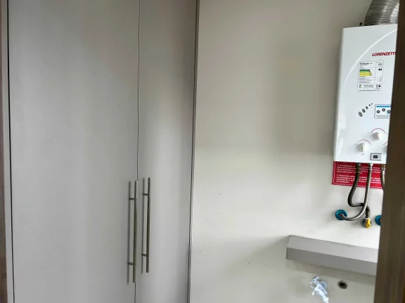 Imagem Apartamento quadra mar com 3 suítes e 2 vagas de garagem em Itapema/SC