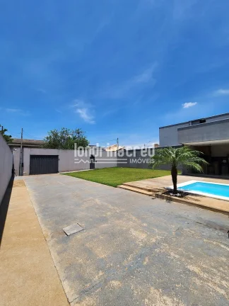 Imagem Casa no Granville Parque Residencial: 2 quartos, 2 banheiros, 6 vagas, 170m², terreno de 525m², piscina, área gourmet e acabamento de qualidade.