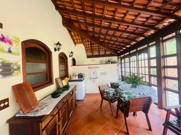 Imagem VENDO ESTA MARAVILHOSA CASA EM TERESÓPOLIS - BAIRRO: ALBUQUERQUE