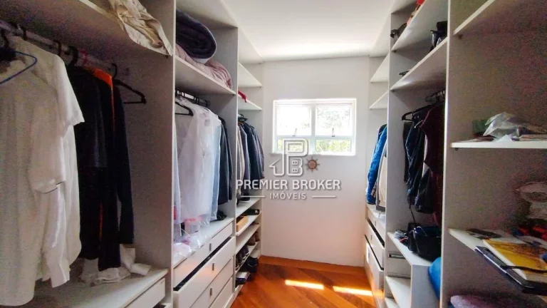 Imagem Casa à venda, 250 m² por R$ 2.000.000,00 - Tijuca - Teresópolis/RJ