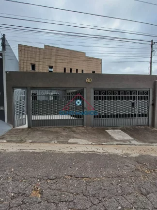Casas na Freguesia do Ó