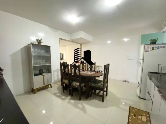 Imagem Casa á venda3 quartos Bairro Cabral - Contagem/MG
