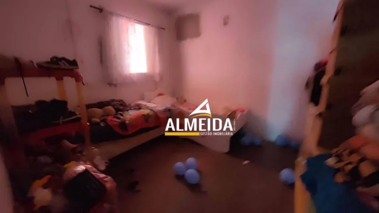 Imagem Casa com 2 dormitórios à venda, 193 m² por R$ 200.000,00 - Parque Universitário - Rio Claro/SP
