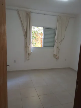 Imagem Apartamento à venda com 2 quartos no condomínio Rosa Backer, Atibaia - SP