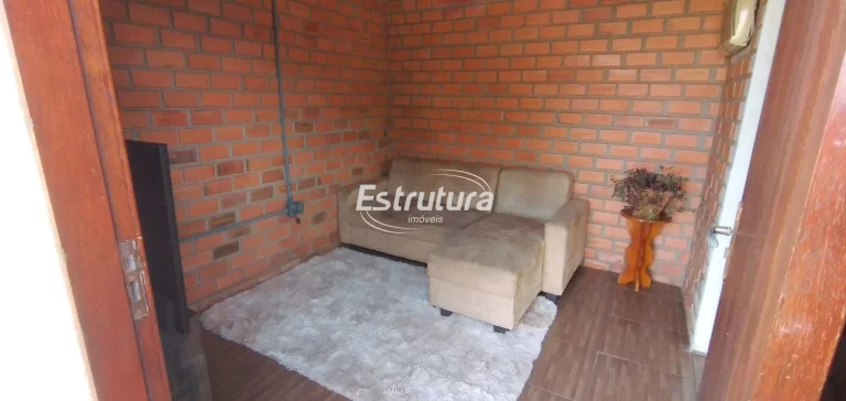 Imagem casa ampla no Pé de Platano 3 dormitórios, piscina e garagem para 3 automóveis