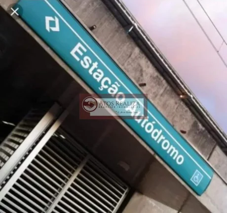 Imagem Vendo Apartamento no Jardim Lalo proximo a estação autódromo da CPTM, e Rua Miguel Yunes. Vendo lindo Apartamento todo reformado no Jardim Lalo, imóvel com 2 Dormitórios, 1 vaga de garagem, cozinha americana com Armários, imóvel próximo a estação autodrom
