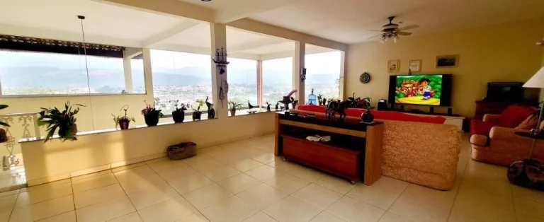 Imagem Chácara à venda, 1000 m² por R$ 1.300.000,00 - Jardim Estância Brasil - Atibaia/SP