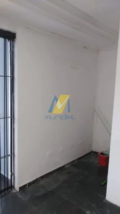 Imagem Prédio Inteiro com Loja de Frente para Avenida - Estrutura Ampla