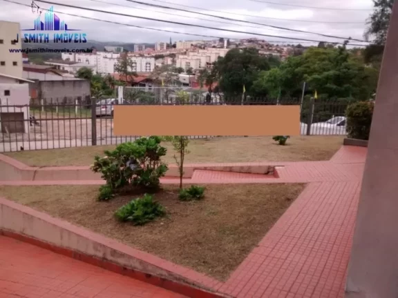 Imagem CASA TÉRREA NO CENTRO DE COTIA, EM TERRENO 320m² AO LADO DE COMÉRCIO