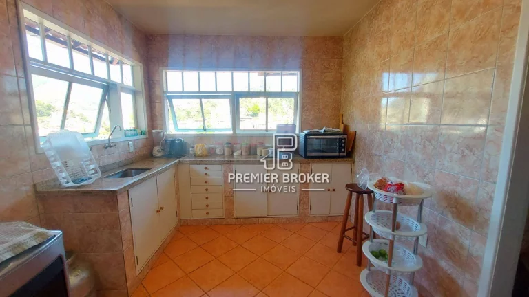 Imagem Casa à venda, 166 m² por R$ 650.000,00 - Tijuca - Teresópolis/RJ