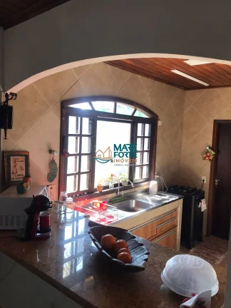 Imagem Linda Casa em condomínio fechado