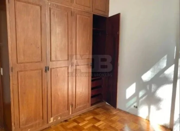 Imagem Apartamento à venda em Laranjeiras, 74m2, 2Qtos, de frente, Gal Glicério.