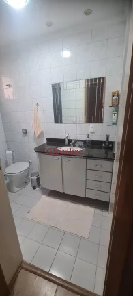 Imagem Apartamento de 2 dormitórios com sacada na Vila Mathias em Santos por $ 450.000,00 mil