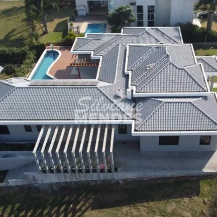 Imagem Espetacular casa térrea com 437 m² com planta moderna e funcional!