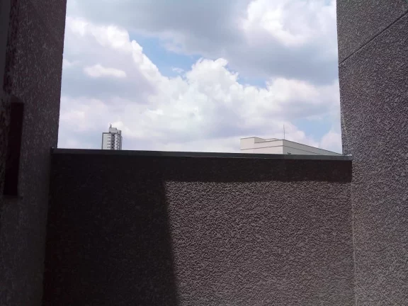 Imagem SOBRADO PADRÃO A VENDA, TRÊS DORMITÓRIOS E QUATRO VAGAS DE GARAGEM NO BAIRRO BUNGU DIVISA COM PARQUE DAS NAÇÕES