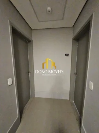 Imagem Sala - andar alto- *Vista para Santo André e São Bernardo - Com Piso elevado, infra estrutura de a...