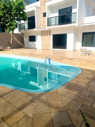 Imagem Casa 4 dormitórios à venda Camobi Santa Maria/RS