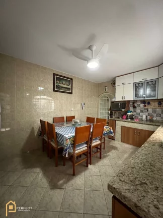 Imagem BELISSIMO SOBRADO PARA VENDA SENDO 4 DORMITORIOS 1 SUITE NO BAIRRO DO JARDIM ANA EMILIA TAUBATE /SP