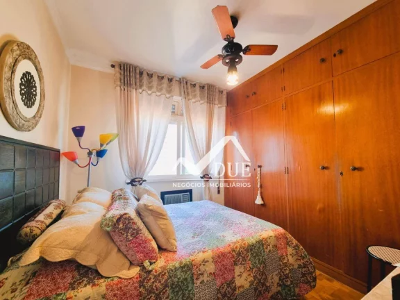 Imagem Apartamento vista mar com 3 dormitórios à venda, 150 m² por R$ 1.200.000 - Gonzaga - Santos/SP