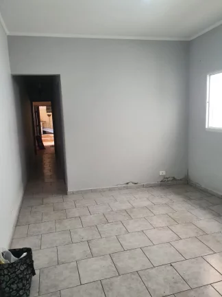 Imagem VENDO CASA COM DOIS QUARTOS E EDÍCULA NO BAIRRO JD. SANTA CRUZ!