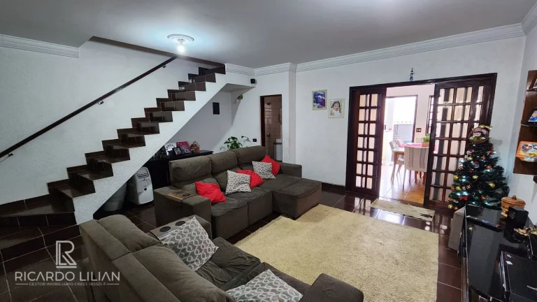 Imagem Sobrado Exclusivo no Paraventi: Conforto, Elegância e Localização Privilegiada!