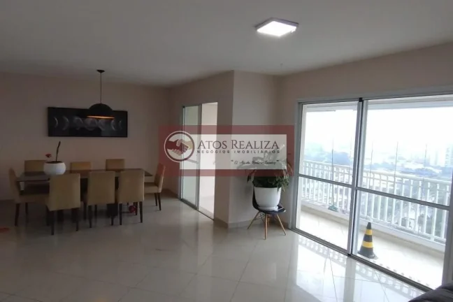 Imagem Chegou a sua Oportunidade de Morar em um Clube no Jardim Marajoara. Apartamento para venda com 3 quartos, 149m² IEPÊ Golf Condominium. VALOR: R$ 1. 650 000 Condomínio: R$ 1.600 IPTU (anual): R$ 6.649 2 vagas de garagem 149 m2 útil 3 dormitórios 3 suítes 4