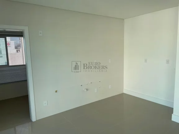Imagem Apartamento Novo com 3 suítes à venda no Centro de Balneário Camboriú/SC