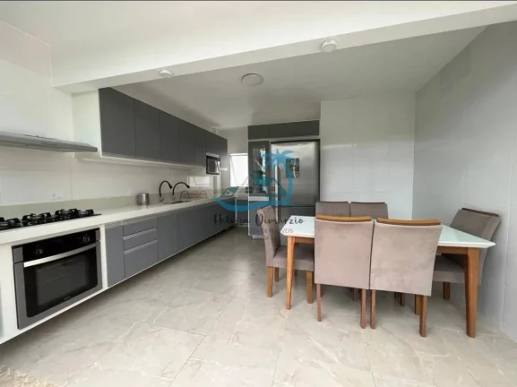 Imagem Vendo Lindíssima cobertura duplex nova com 3 dormitórios, 150 m² nas Toninhas - Ubatuba