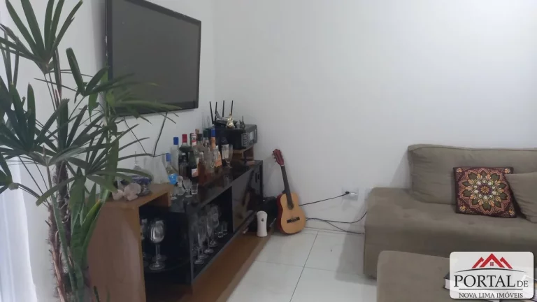 Imagem Prédio novo , apartamentos de 3 quartos a venda, 2 vagas paralelas, 1 elevador e 2 por andar , prédio com revestimento em textura e possui elevador.