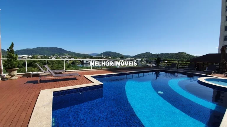 Imagem Apartamento mobiliado e equipado com 3 suítes, vista parcial para o Mar em Balneário Camboriú
