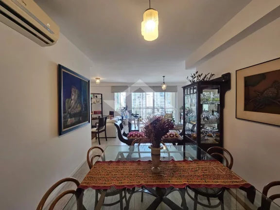 Imagem Apartamento Majestic Clássico - 143 m², 3 Suítes, Andar Alto, Vista Lazer