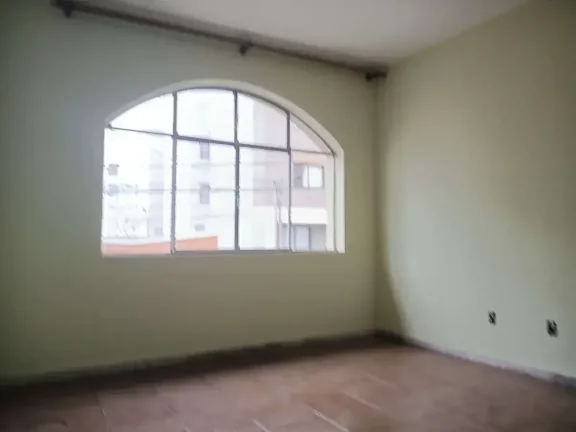 Imagem Casa à venda em Barbacena, Centro, com 3 quartos, 115m2