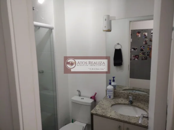 Imagem Compre Apartamento em Vila Isa com sacada - São Paulo