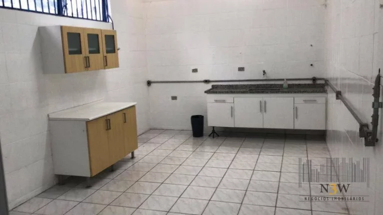 Imagem Casa para venda e locação em Alto de Pinheiros São Paulo SP com 6 salas, 10 vagas de garagem e 550m².