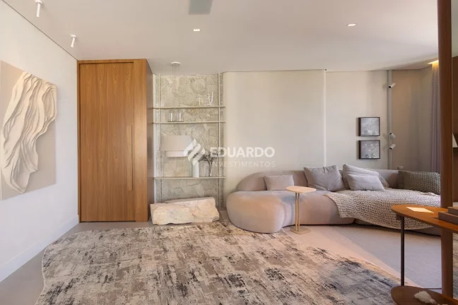 Imagem 143 Mayfair - Apartamento decorado com vista Mar com 4 Suítes à Venda no Centro