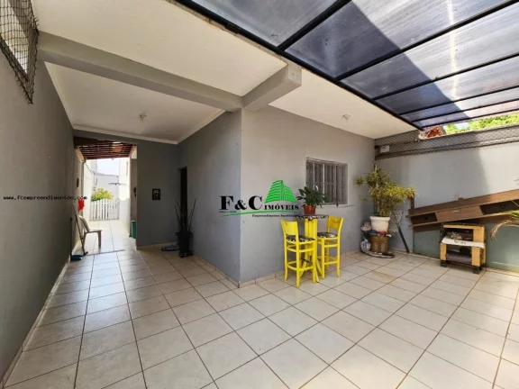Imagem Sobrado para Venda em Limeira, JARDIM SÃO LOURENÇO, 3 dormitórios, 1 suíte, 1 banheiro, 2 vagas