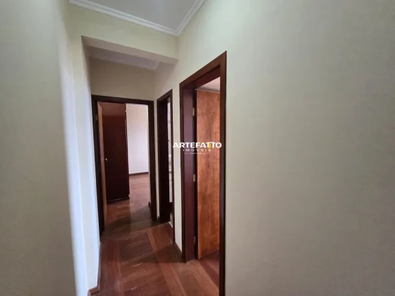 Imagem Apartamento centro. 3 dorm. sendo 1 suíte, 2 vagas de garagem.