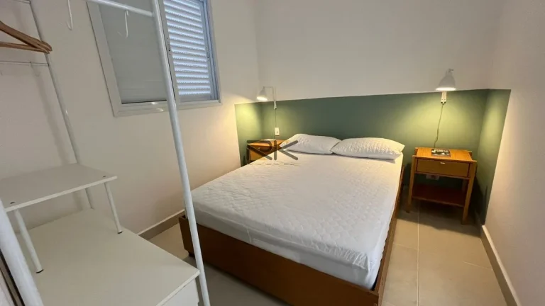 Imagem APARTAMENTO A VENDA NO PEREQUE AÇU COM SALA 2 AMBIENTES,VARANDA GOURMET COM CHURRASQUEIRA E 2 DORMITÓRIOS