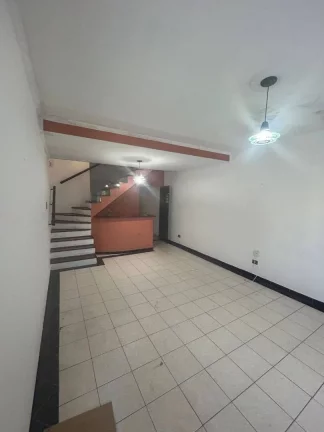 Sobrado com 3 dormitórios à venda, 186m² por R$ 450.000,00 - Parque Maraj