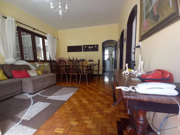 Imagem Casa para Venda em Teresópolis / RJ no bairro Várzea