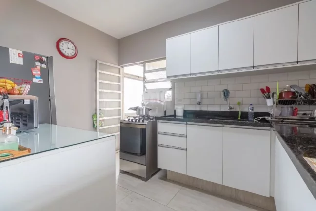 Imagem Oportunidade Apartamento Reformado 3 Quartos ,90m² a 200m do Metrô Vila Mariana