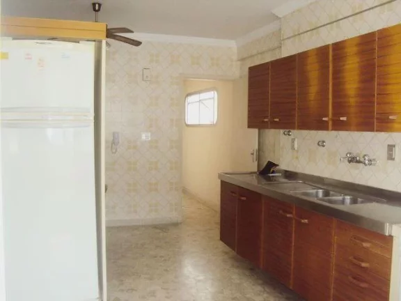 Imagem Ótima Cobertura PenthHouse na Praia de Pitangueiras,Amplo Terraço,2 Garagens,Lazer com Churrasqueira,Local Nobre,200 M² Úteis!!!