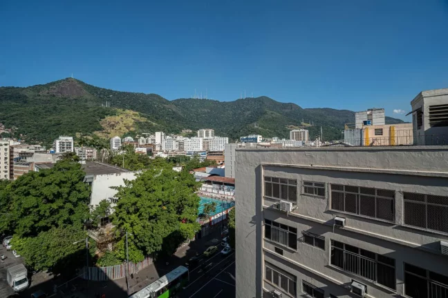 Imagem Apartamento para Venda em Rio de Janeiro, Tijuca, 4 dormitórios, 1 suíte, 4 banheiros, 1 vaga