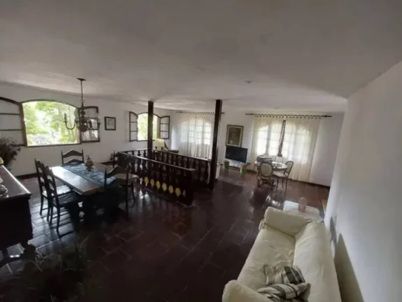 Imagem Casa à venda em Maricá, Condado de Maricá, com 3 quartos, 230m2