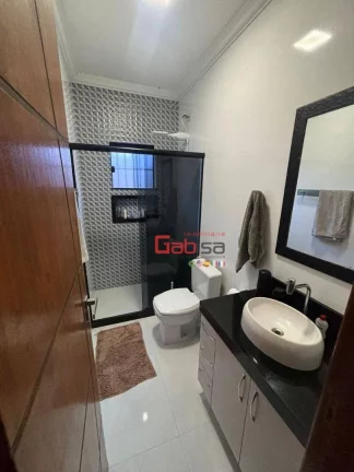 Imagem Casa com 3 dormitórios à venda, 188 m² por R$ 600.000,00 - Baixo Grande - São Pedro da Aldeia/RJ