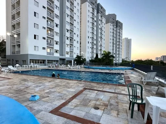 Imagem Apartamento com sacada e vista livre no Condomínio Residencial Arco Íris